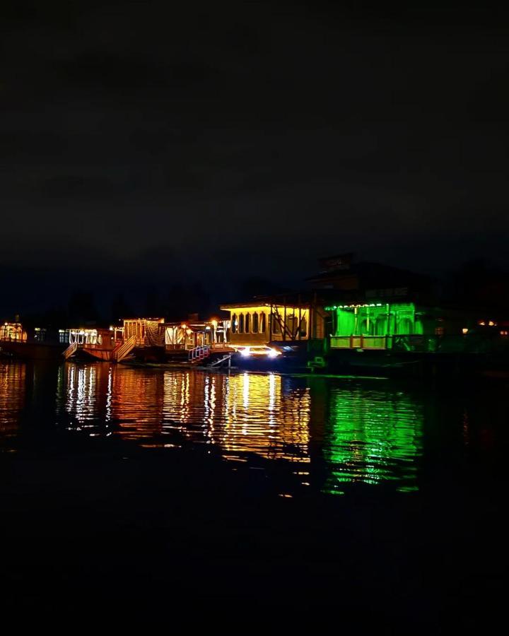 Heritage Shreen Houseboat Srīnagar エクステリア 写真